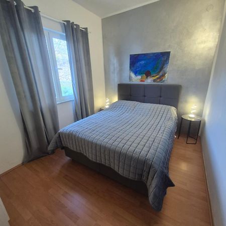 Apartman Kartec Krk Town Eksteriør billede