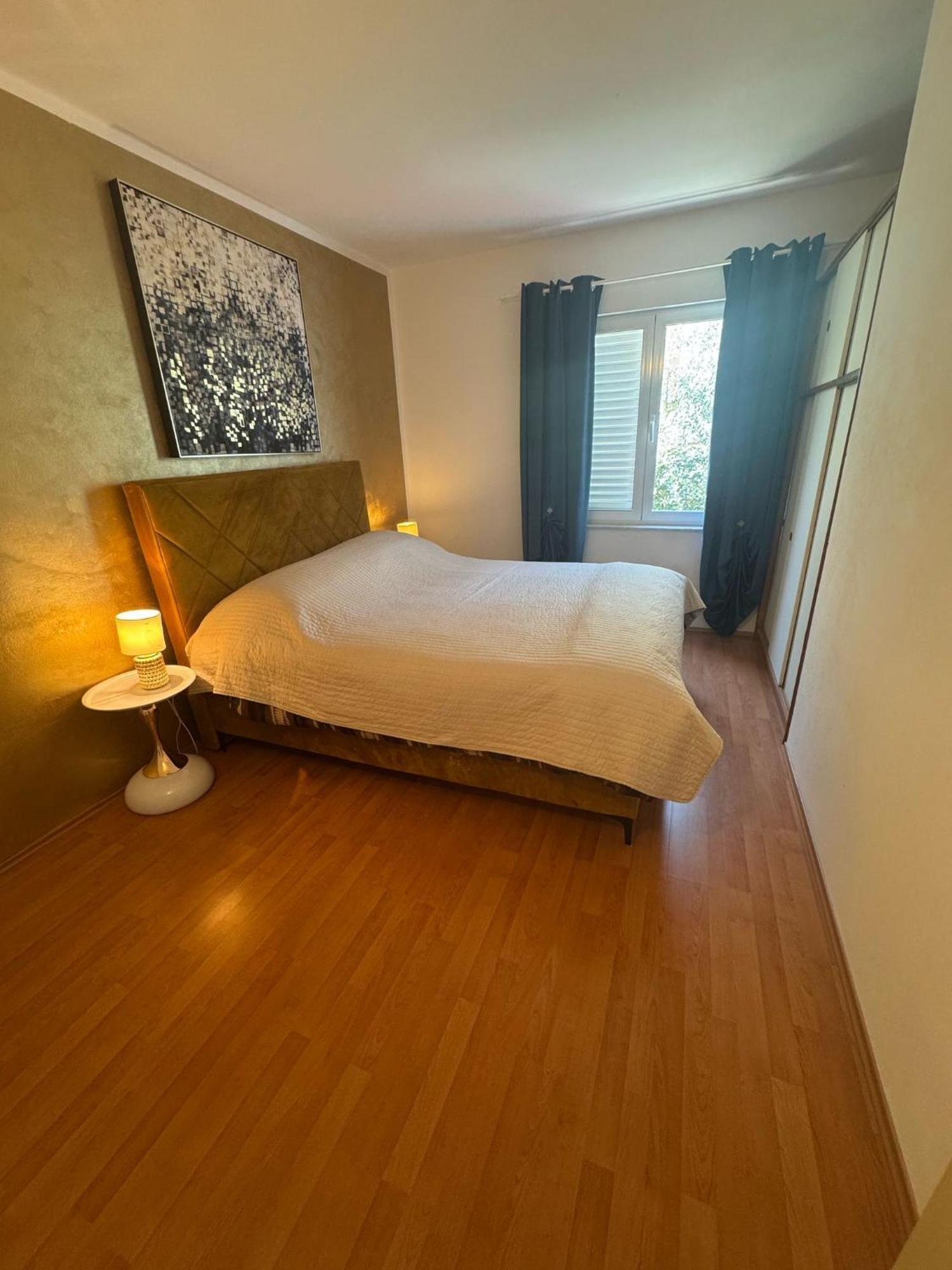 Apartman Kartec Krk Town Eksteriør billede